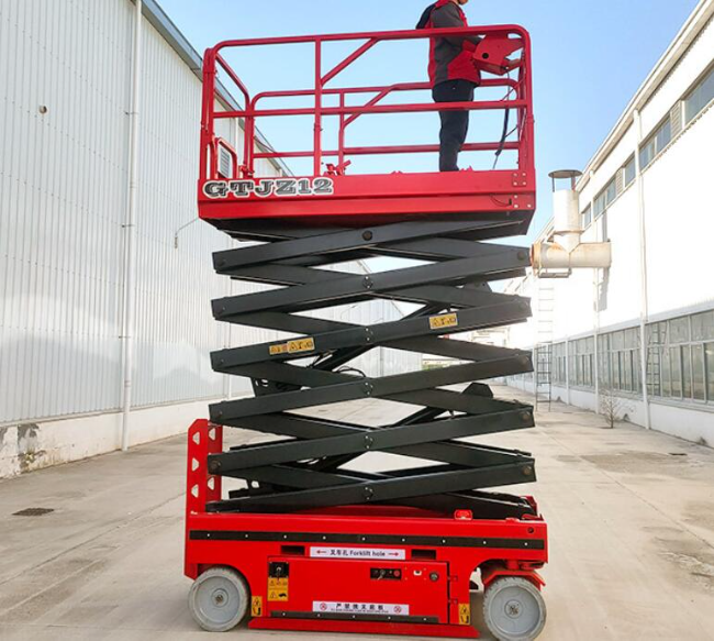 临湘自行走移动式升降机